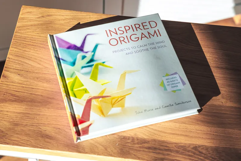 Inspired Origami. Projects to Calm the Mind and Soothe the Soul — Camilla Sanderson, John Morin - 2