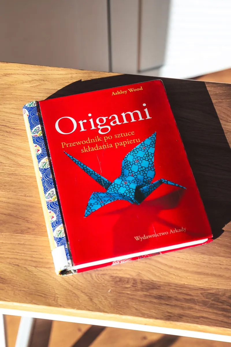 Origami. Przewodnik po sztuce składania papieru — Ashley Wood - 5